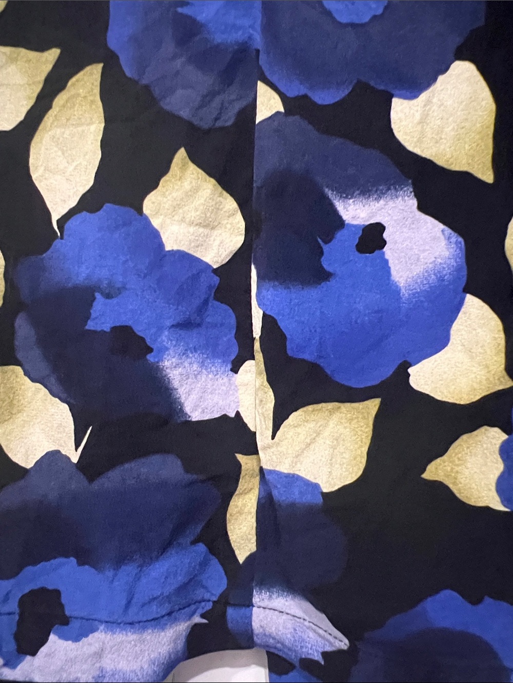 Ann Taylor Silk Blue and Yellow Floral Button-Front Sleeveless Blouse - Picture 9 of 11